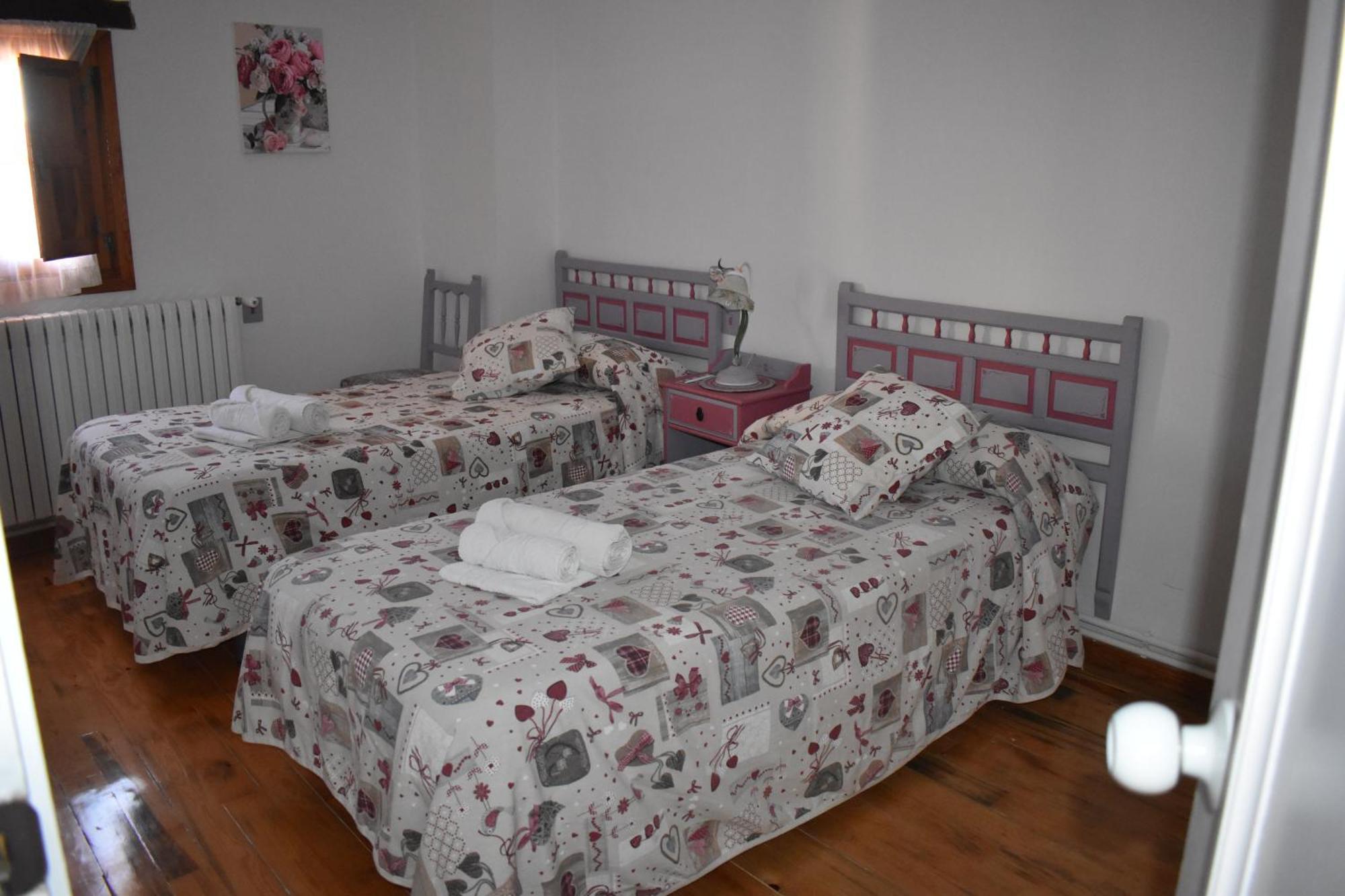 Casa Rural La Endrina Terriente ภายนอก รูปภาพ
